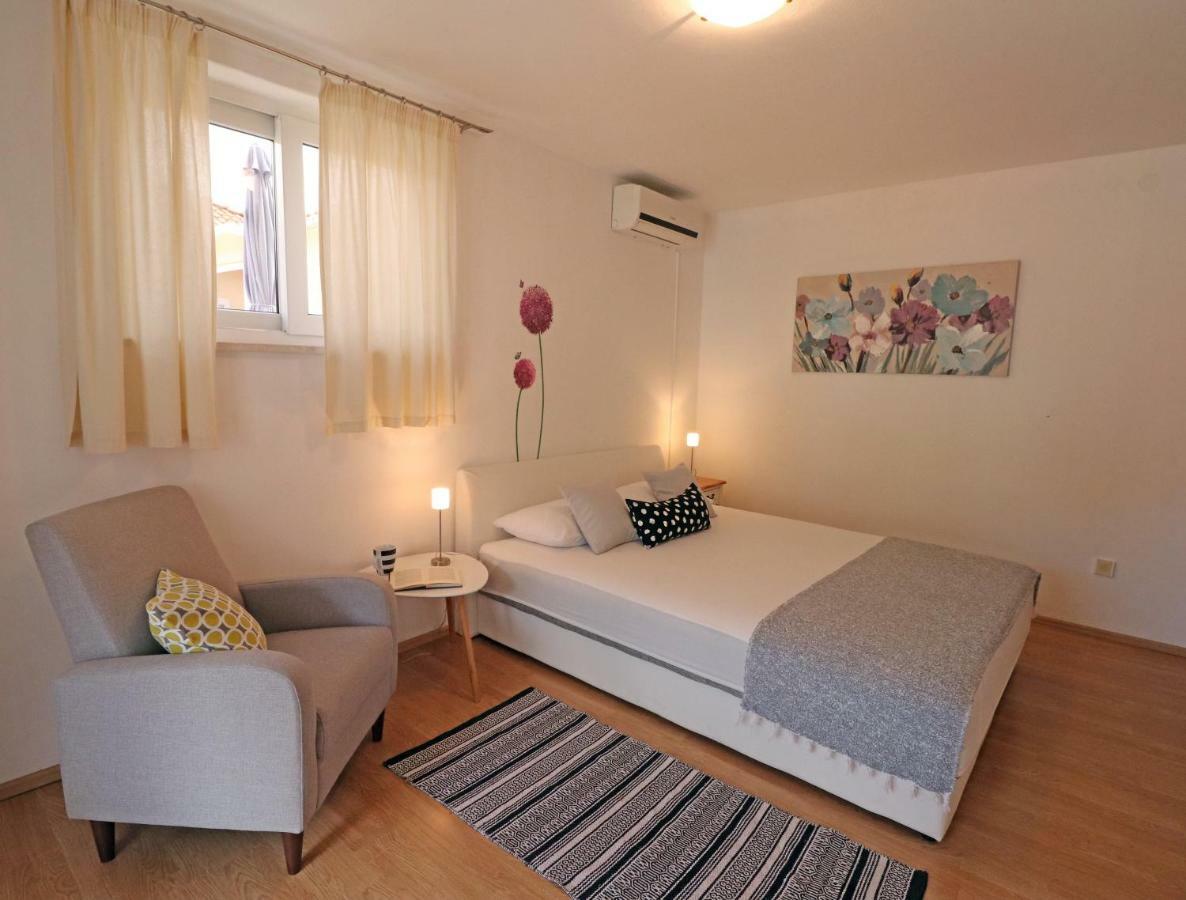 Guesthouse Korkyra Sun 科尔丘拉 外观 照片
